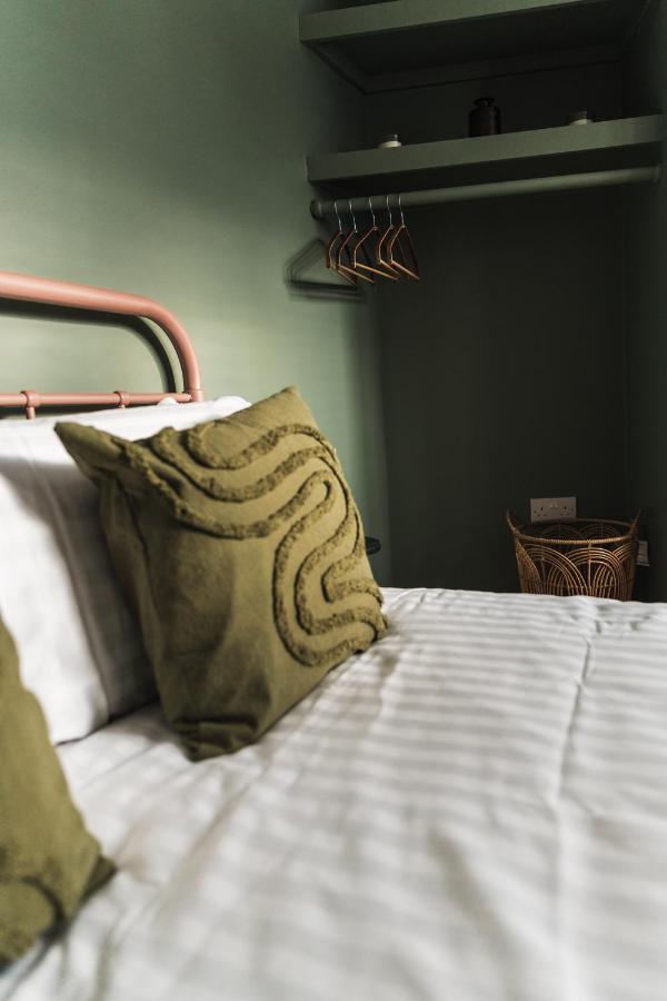 Wych Cottage, Striking 2 Bed, Parking, Ground Floor Flat - Step Free Somerton  Buitenkant foto