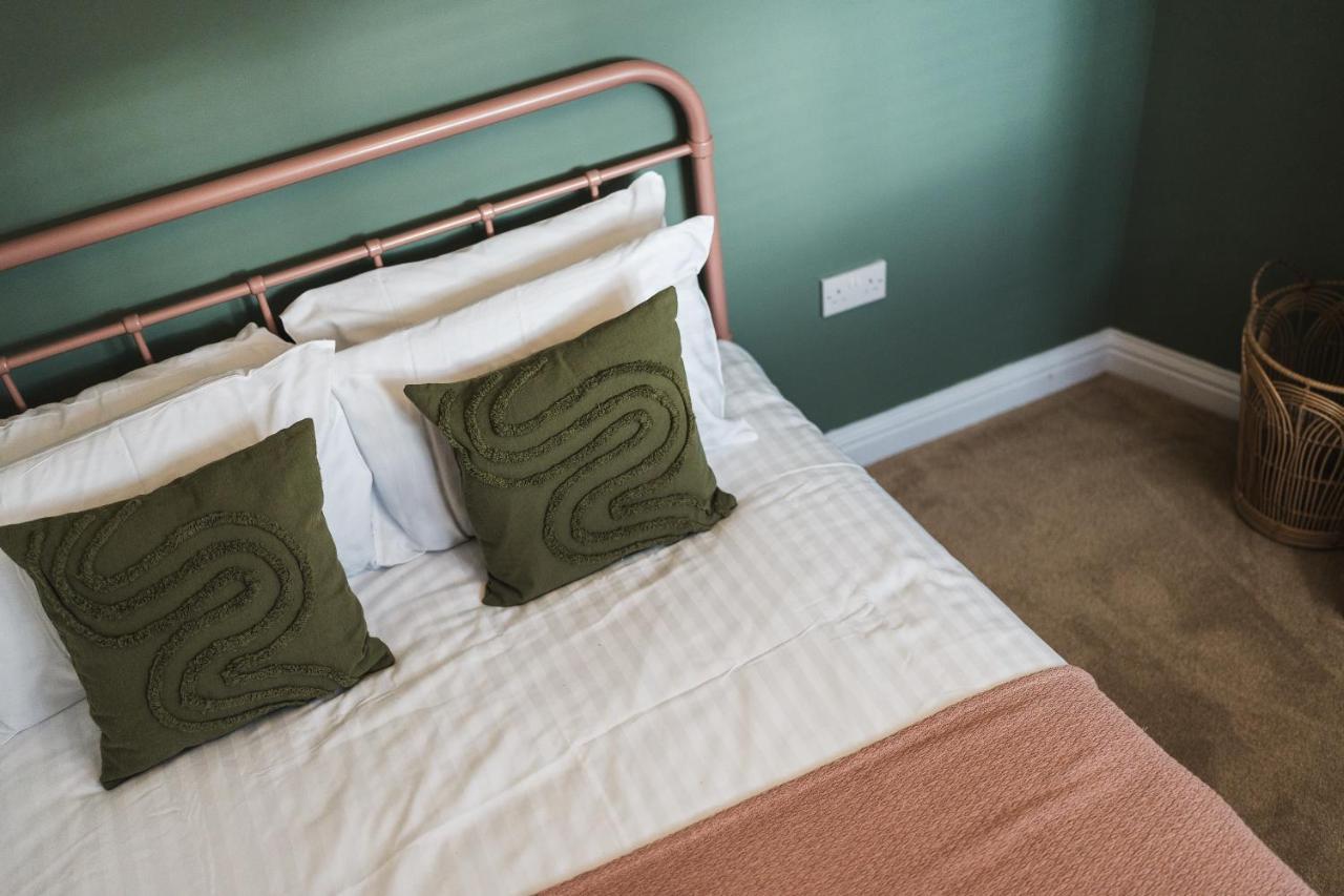 Wych Cottage, Striking 2 Bed, Parking, Ground Floor Flat - Step Free Somerton  Buitenkant foto